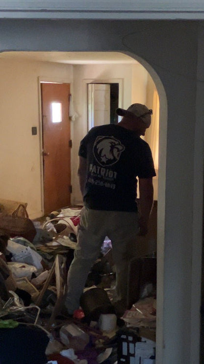 Hoarding Cleanup - Service - 